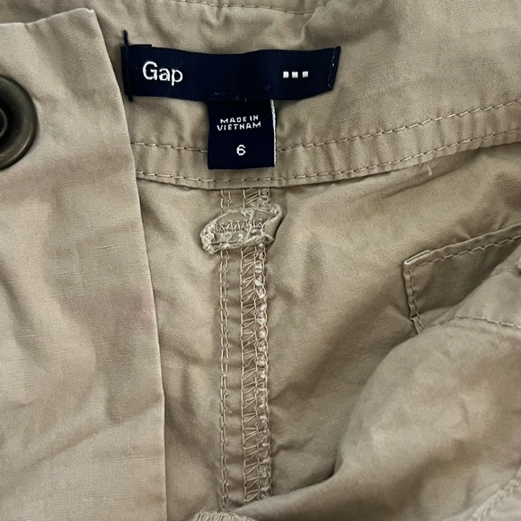 Khaki shorts - Picture 6 of 6